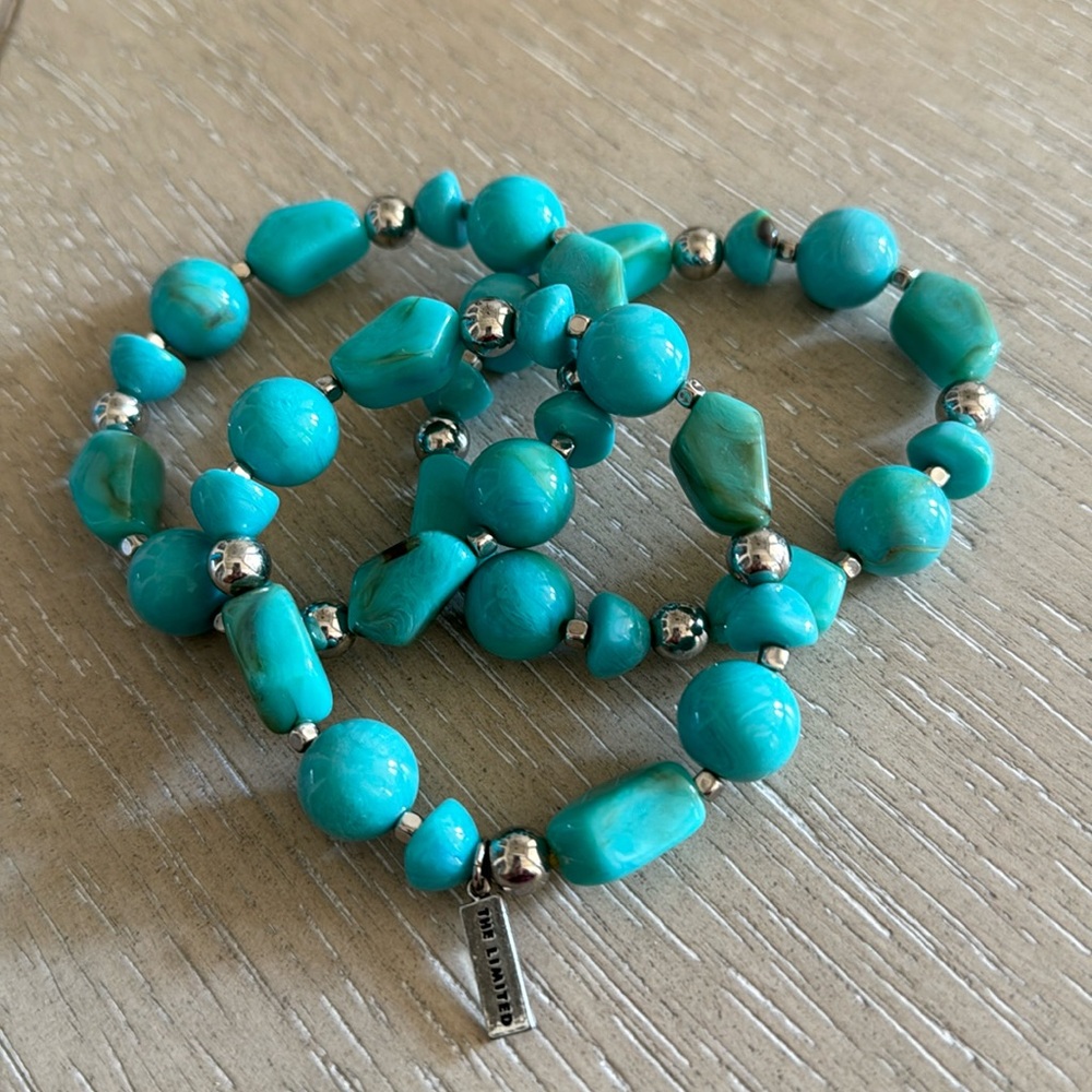 Set of three turquoise stretch bead bracelets